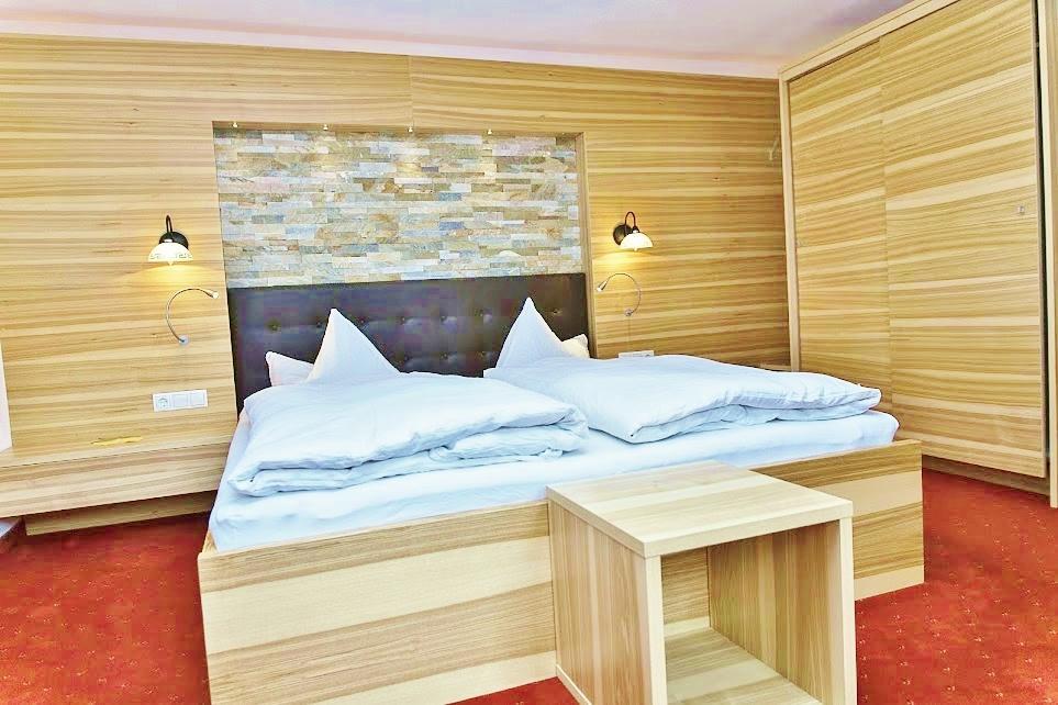Отель Haus Gisela Эц Экстерьер фото